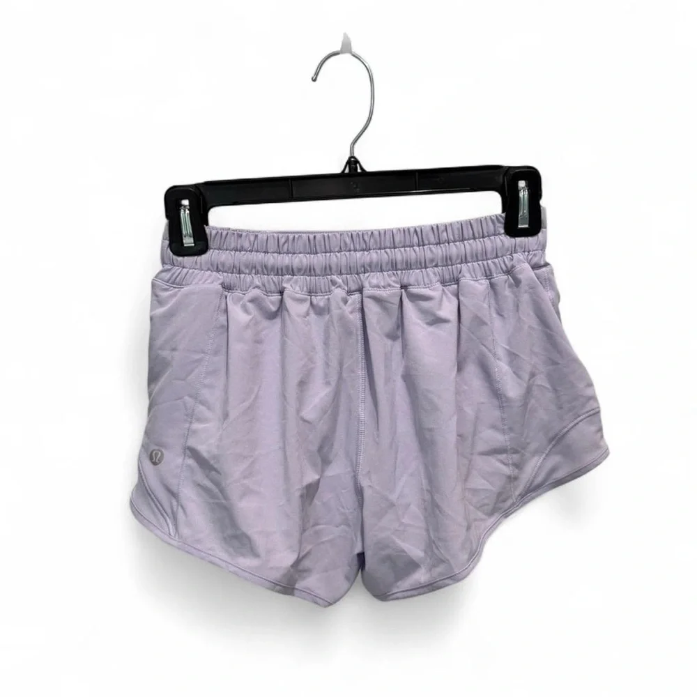 Lululemon Hotty Hot Low Rise Short 2.5” *Lined - Picture 2 of 8